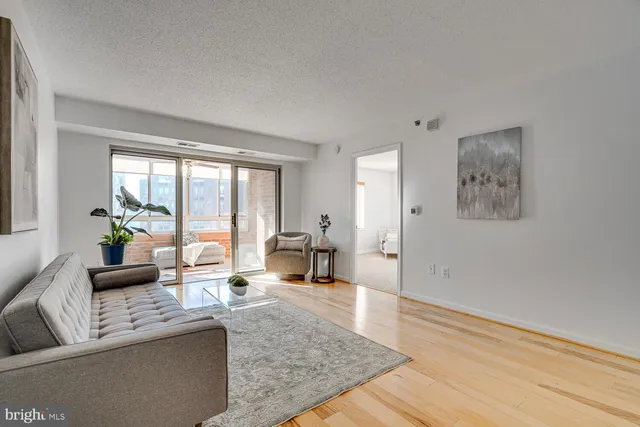 $632,500 | 2121 Jamieson Avenue, Unit 1207, Alexandria, VA 22314