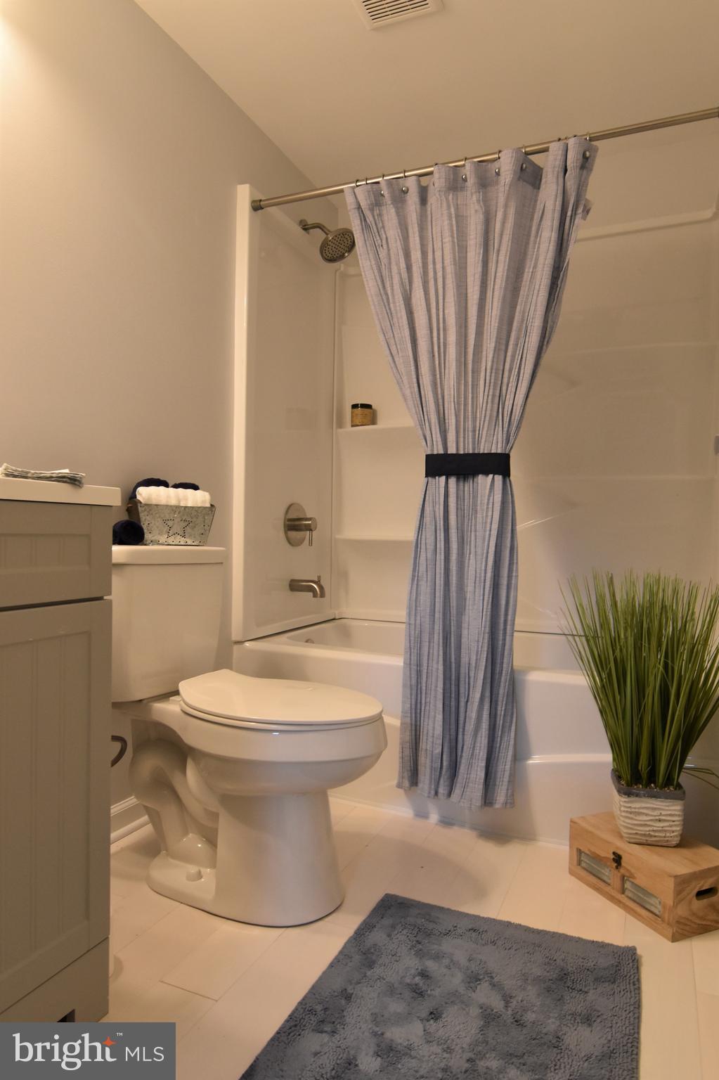 204 Dale Road Pasadena, MD 21122 - Photo 19 of 41 Gallery Image 19