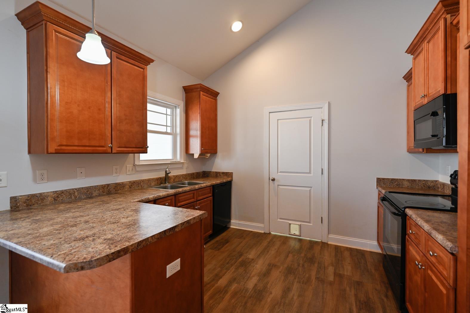 147 Midwood Road Travelers Rest, SC 29690 - Photo 10 of 30 Gallery Image 10
