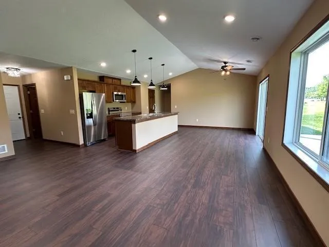 $3,000 | 1560 Gray Fox Drive Northeast, Owatonna, MN 55060