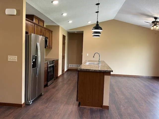 $3,000 | 1560 Gray Fox Drive Northeast, Owatonna, MN 55060