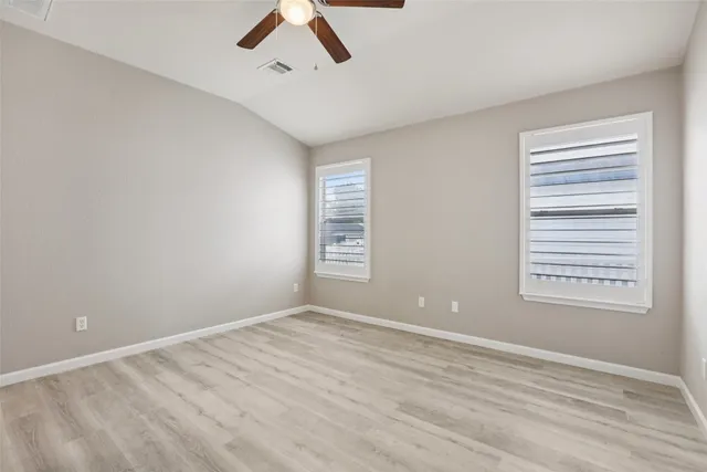 $1,950 | 4937 Hartson, Kyle, TX 78640