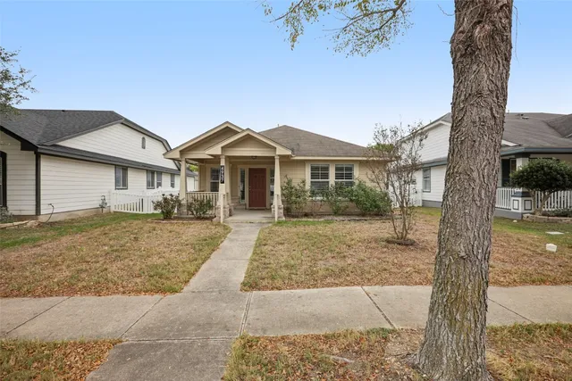 $1,950 | 4937 Hartson, Kyle, TX 78640