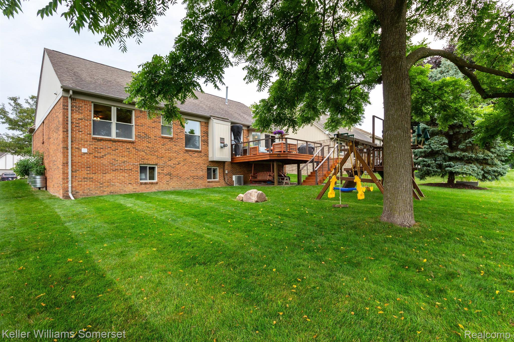 3137 Courtfield Drive Rochester, MI 48309 - Photo 6 of 60 Gallery Image 6