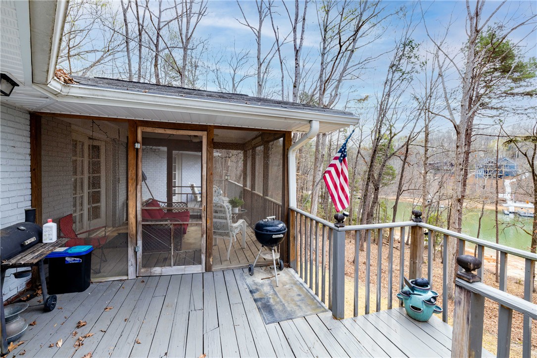 109 Indian Court Road Westminster, SC 29693 - Photo 22 of 42