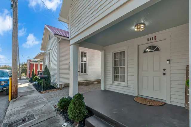 $1,100,000 | 209 West 13th Street, Columbia, TN 38401