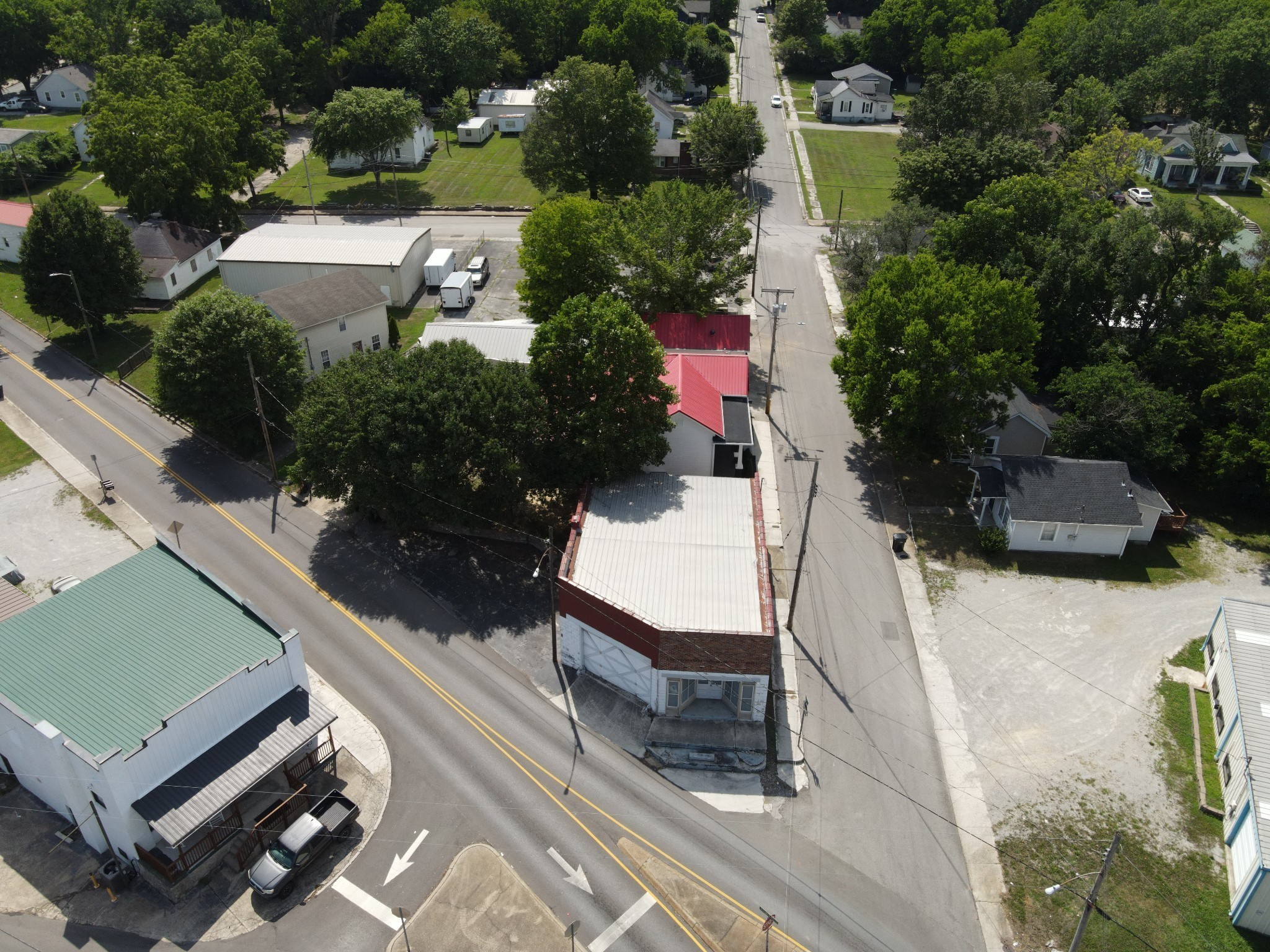 209 West 13th Street Columbia, TN 38401 - Photo 84 of 84 an aerial view of a house with a yard
