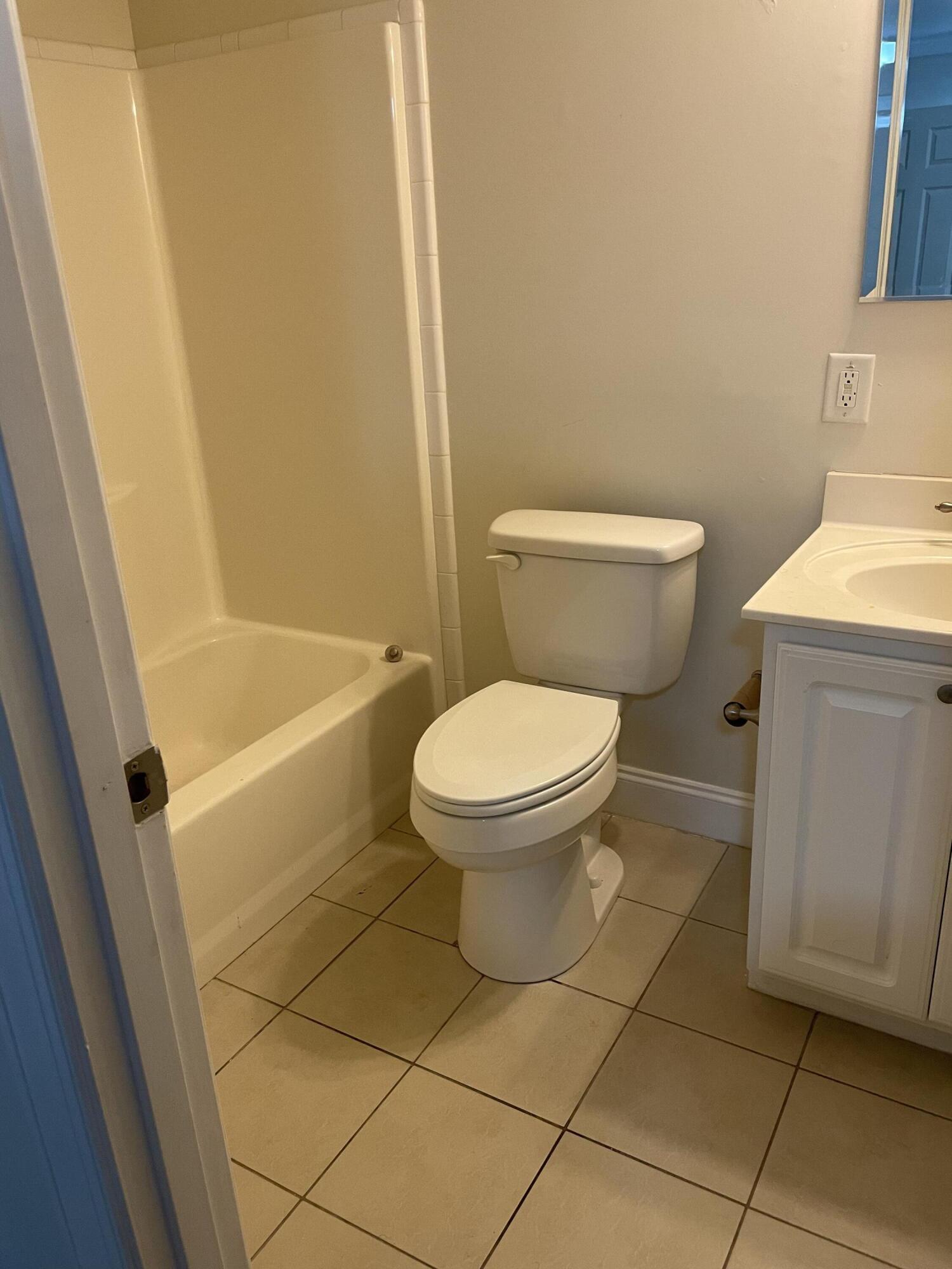 1815 Dogwood Road, Unit 902 Charleston, SC 29414 - Photo 15 of 20 IMG_1020