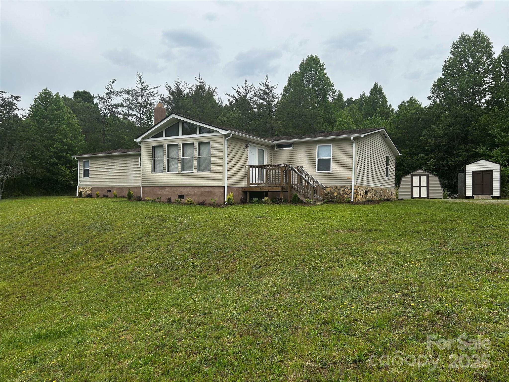 1676 Old North Road Lenoir, NC 28645 - Photo 1 of 27 Gallery Image 1