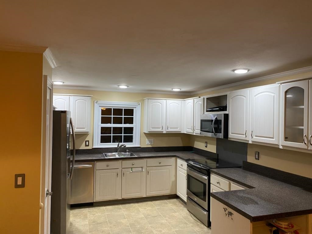 81 Walker Road Atkinson, NH 03811 - Photo 13 of 40 Gallery Image 13