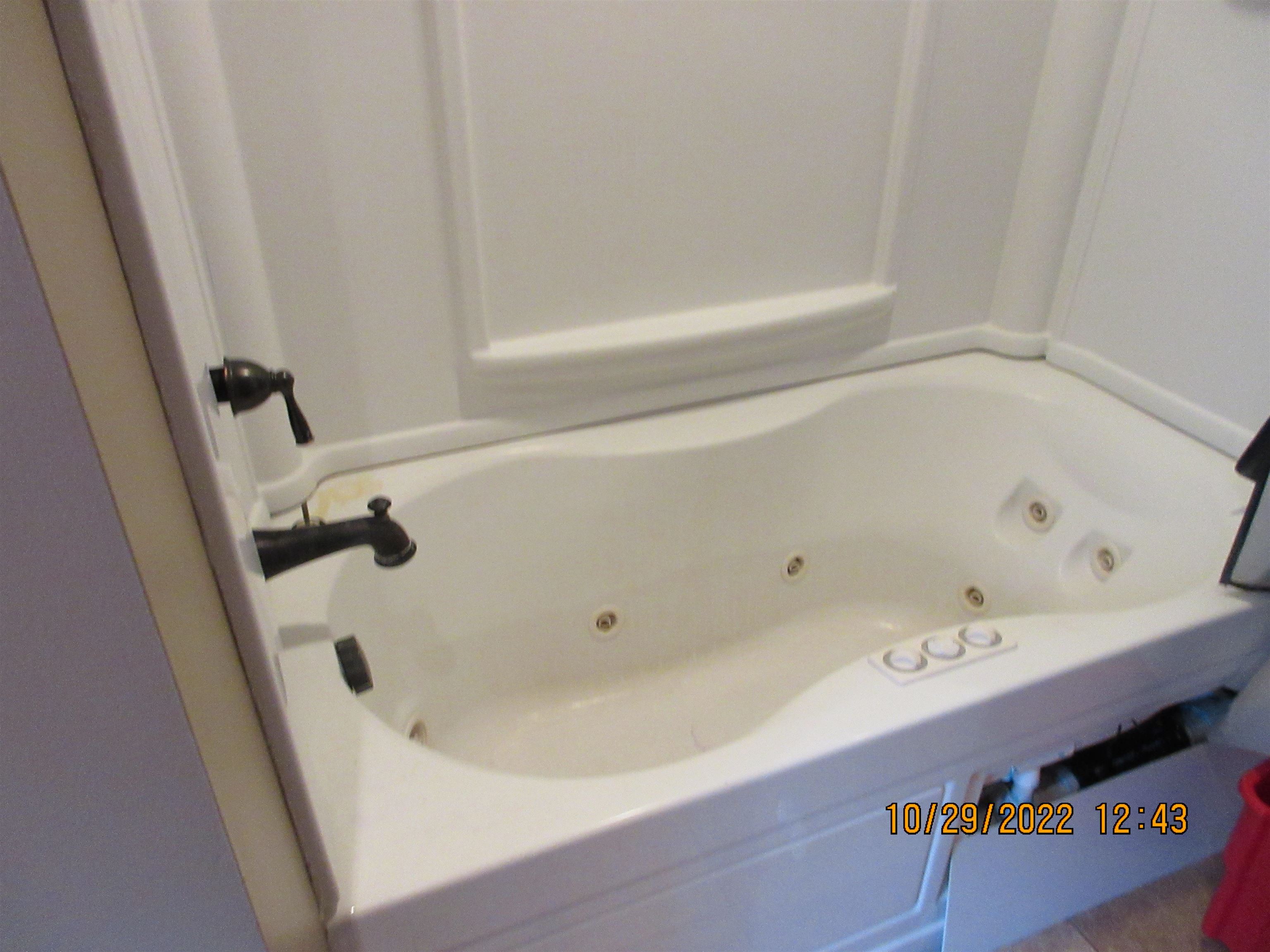 81 Walker Road Atkinson, NH 03811 - Photo 18 of 40 Gallery Image 18