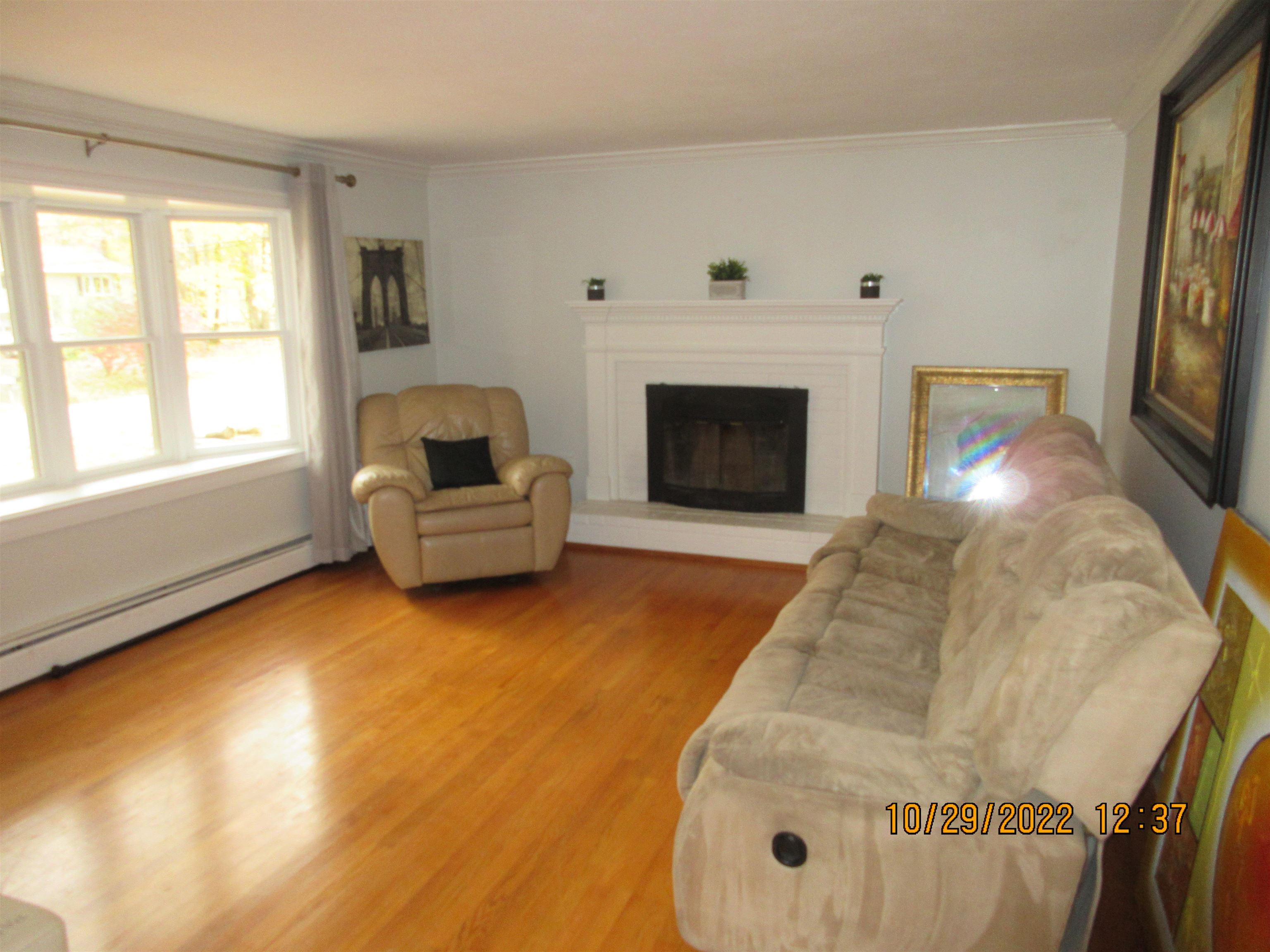 81 Walker Road Atkinson, NH 03811 - Photo 9 of 40 Gallery Image 9