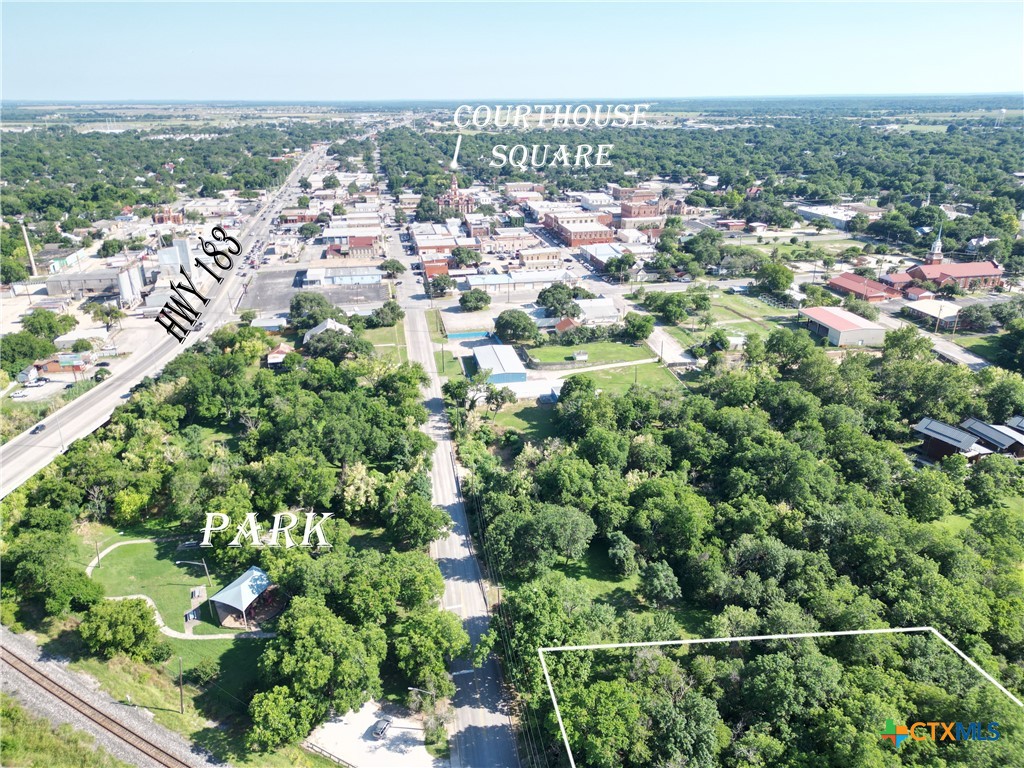 505 North Commerce Street Lockhart, TX 78644 - Photo 9 of 11