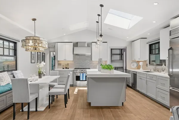$1,288,000 | 466 Seventh Avenue, Menlo Park, CA 94025
