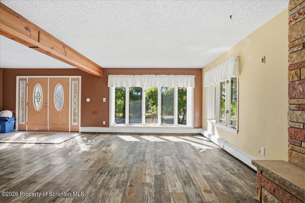 937 Cortez Road Lake Ariel, PA 18436 - Photo 4 of 69 Family Room