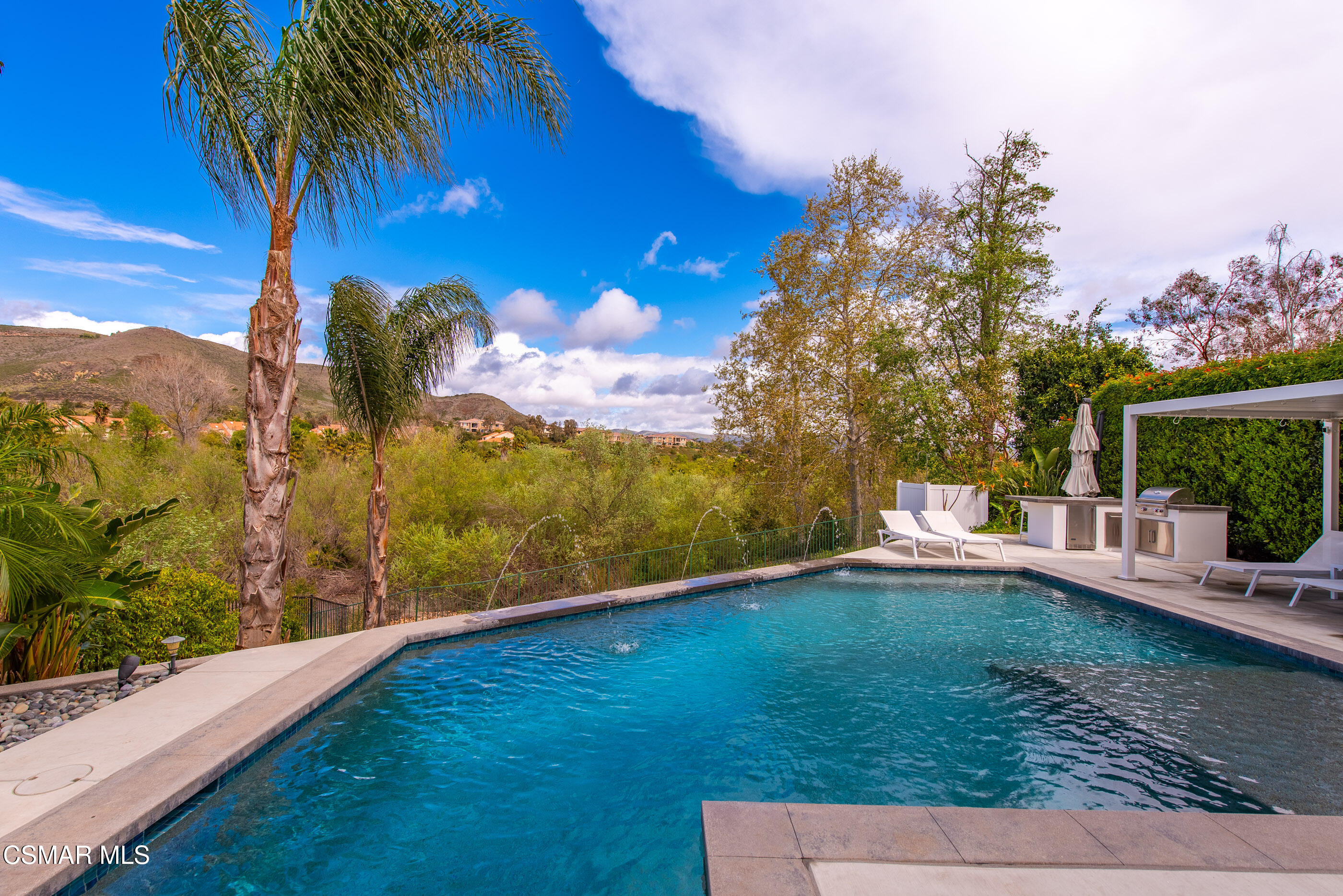 575 Fairfield Road Simi Valley, CA 93065 - Photo 36 of 57 a view of a yard with an outdoor space