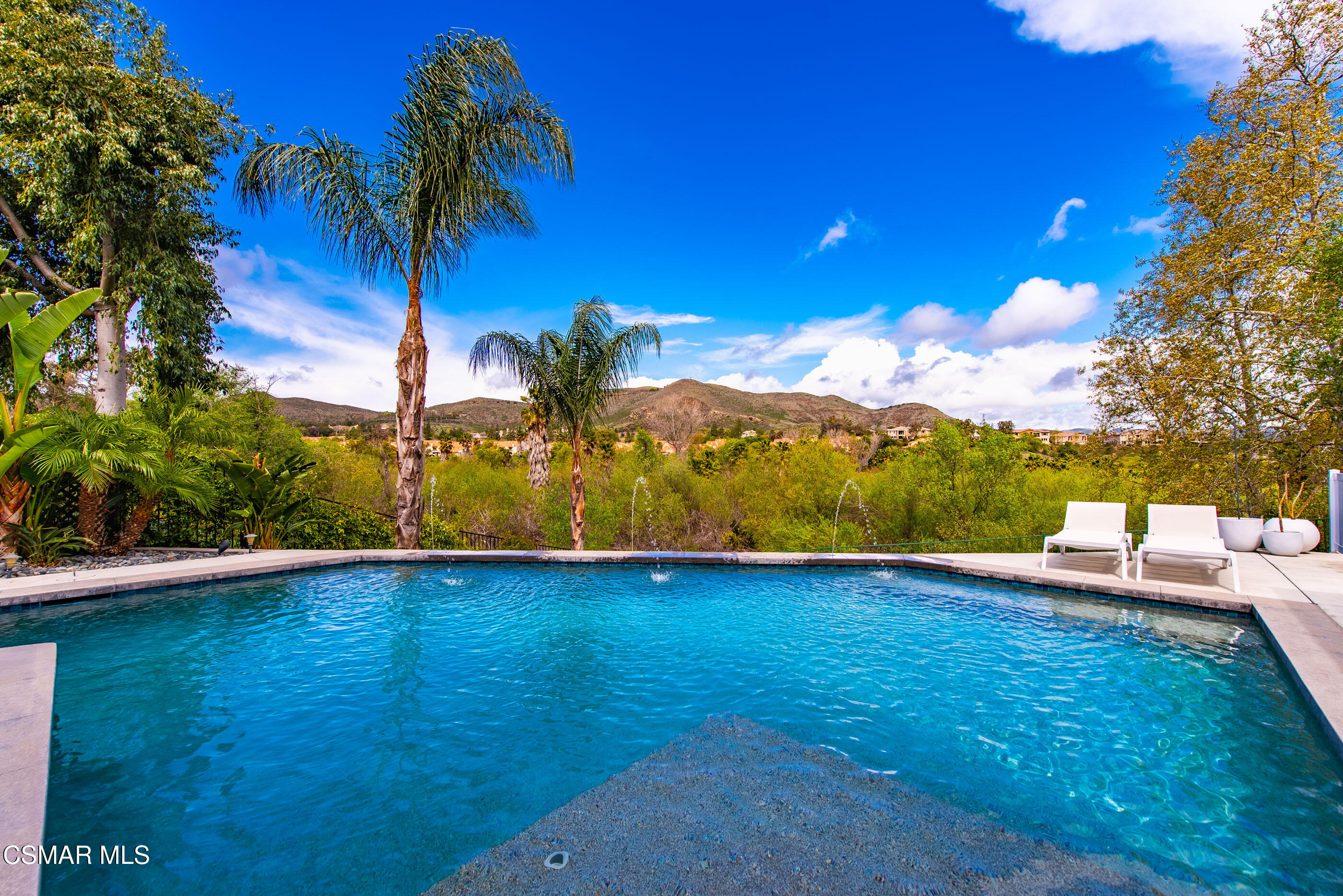 575 Fairfield Road Simi Valley, CA 93065 - Photo 37 of 57 575 Fairfield Rd Simi Valley-50