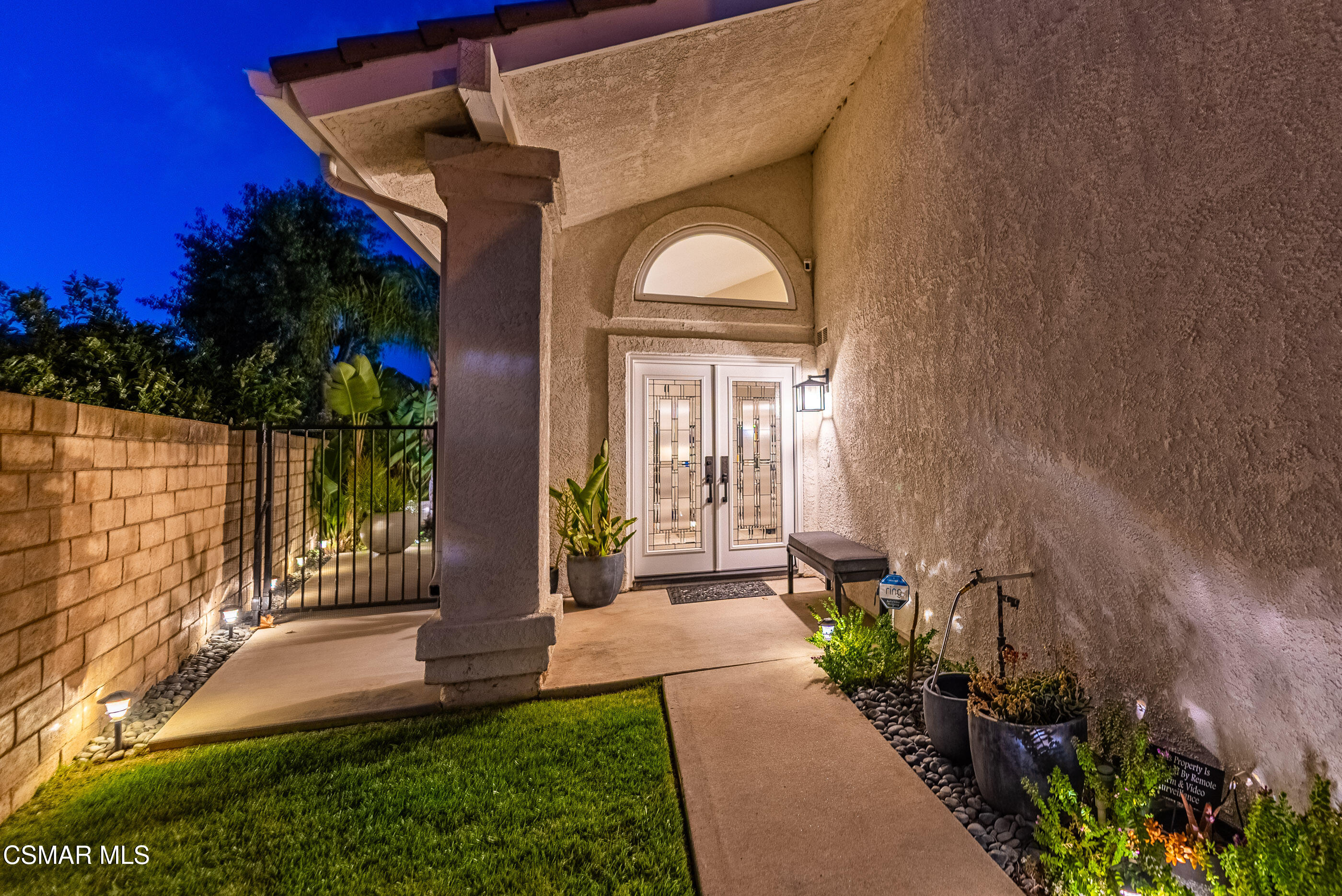 575 Fairfield Road Simi Valley, CA 93065 - Photo 54 of 57 a front view of a house with a yard