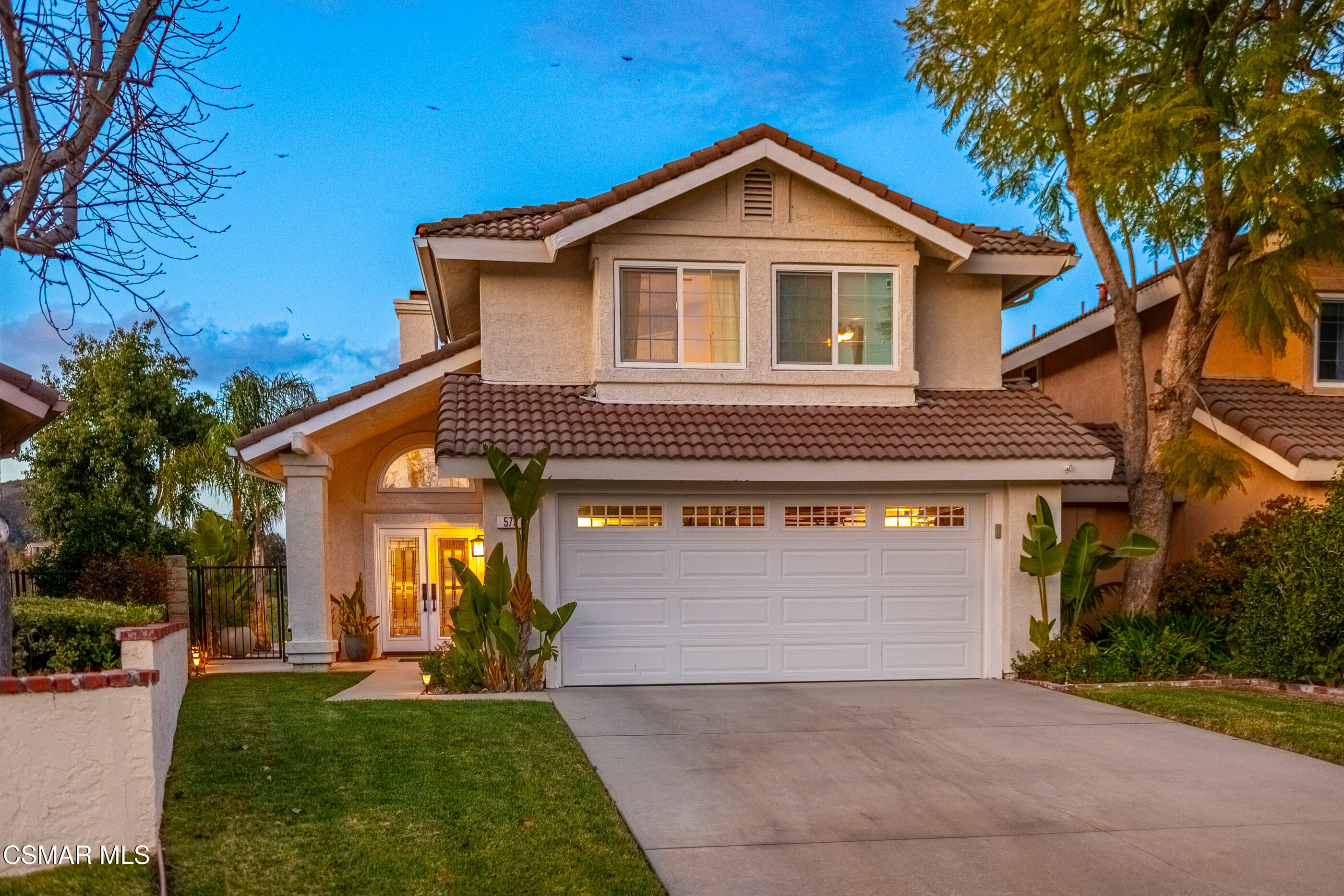 575 Fairfield Road Simi Valley, CA 93065 - Photo 55 of 57 a front view of a house with a yard
