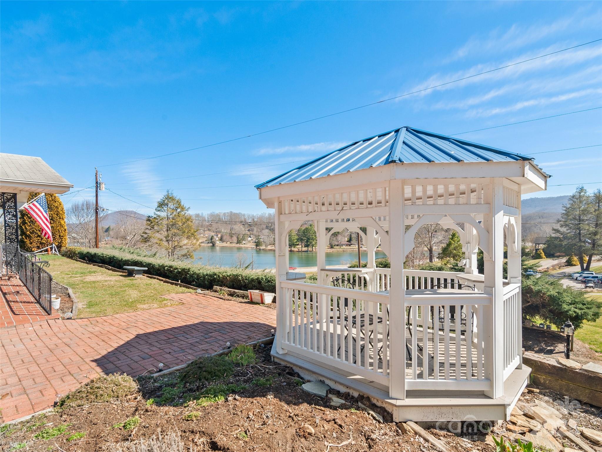 741 Golf Course Road Waynesville, NC 28786 - Photo 6 of 40 Gallery Image 6