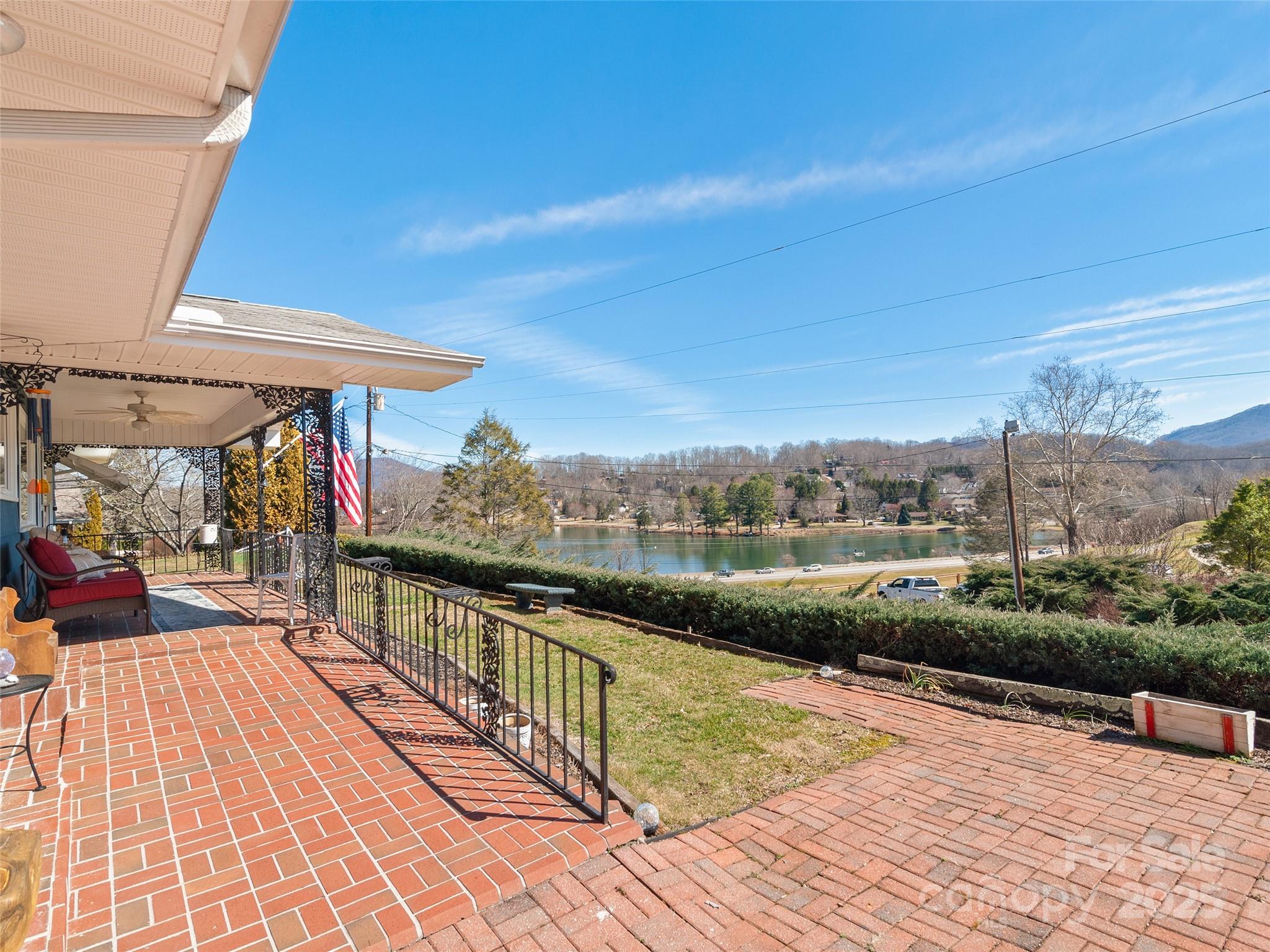 741 Golf Course Road Waynesville, NC 28786 - Photo 8 of 40 Gallery Image 8