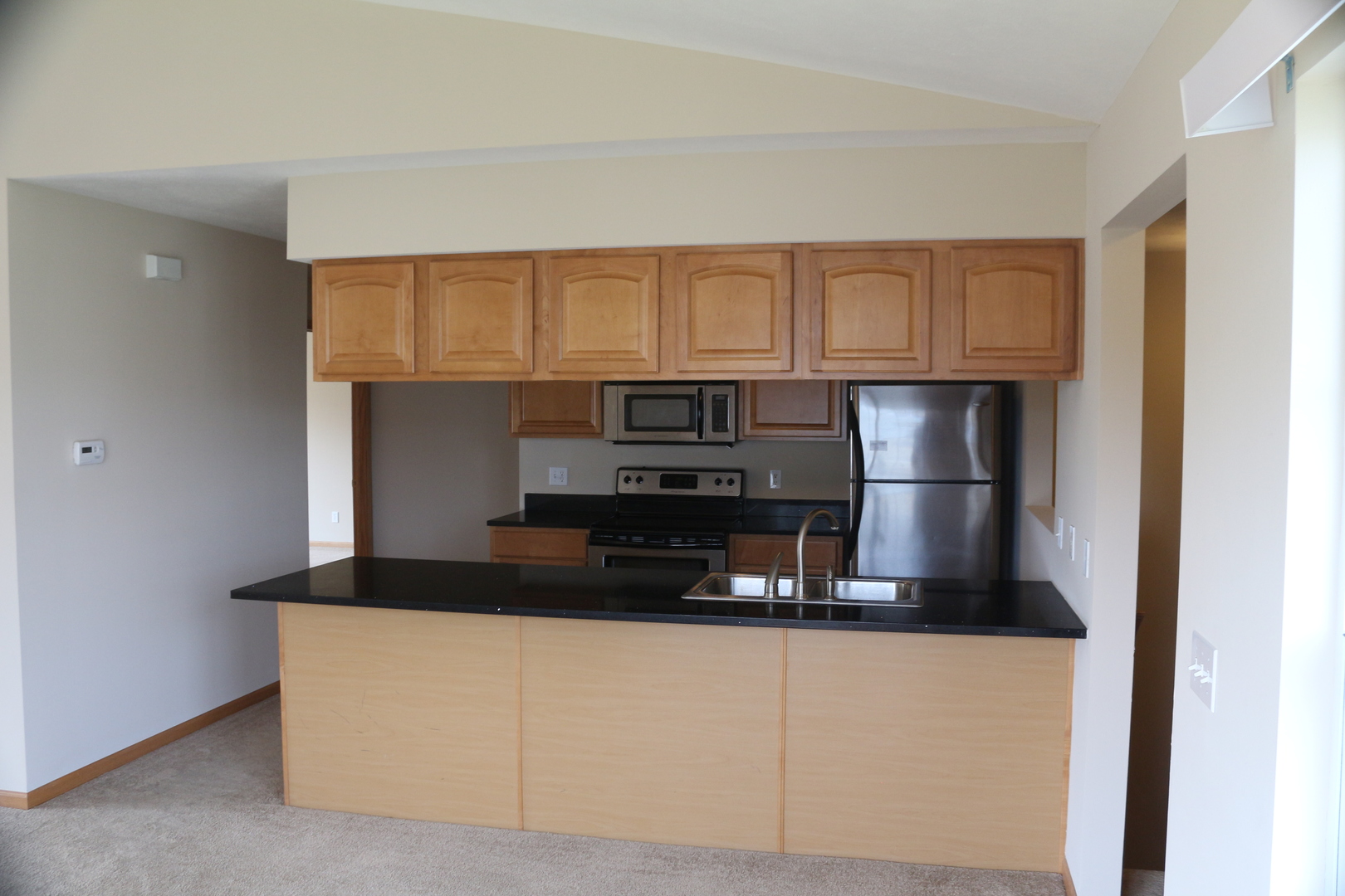 174 Penny Lane Sycamore, IL 60178 - Photo 3 of 8