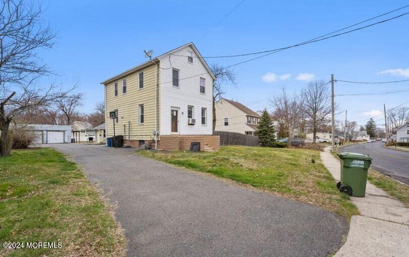 70 County Road Cliffwood, NJ 07721 - Photo 2 of 35 e69e70b9-1bd8-4742-9b14-86c4af1e0cb5