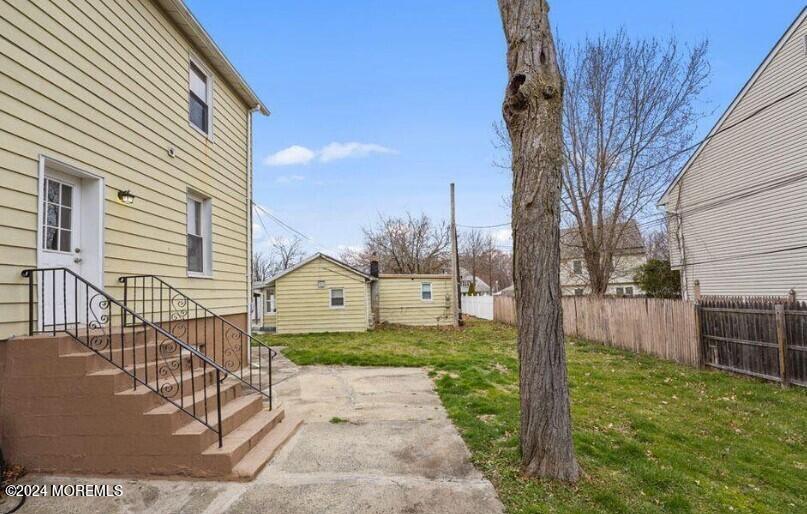 70 County Road Cliffwood, NJ 07721 - Photo 4 of 35 67bf5295-63d4-440e-a293-cd73d9a903bd