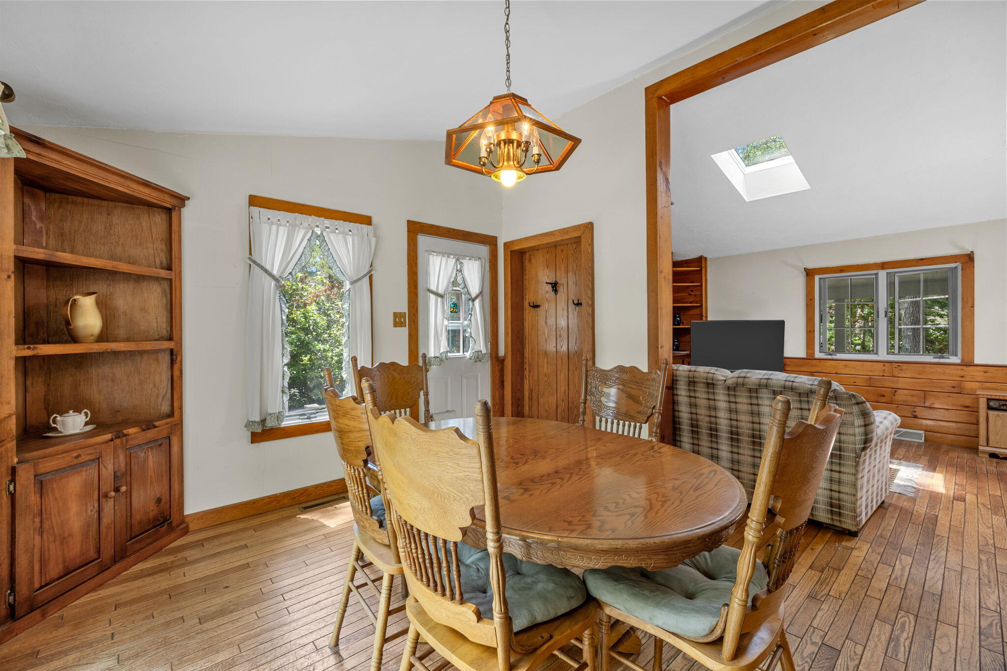 166 James Circle Mashpee, MA 02649 - Photo 18 of 76 11-web-or-mls-166-james-cir