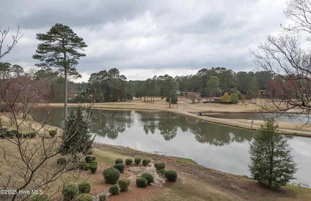 $460,000 | 1175 St Andrews Drive, Unit 206, Pinehurst, NC 28374