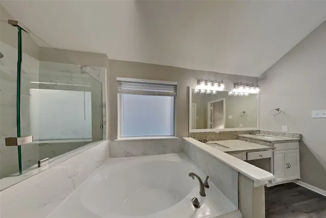 $2,350 | 3606 Chatwood Drive, Pearland, TX 77584