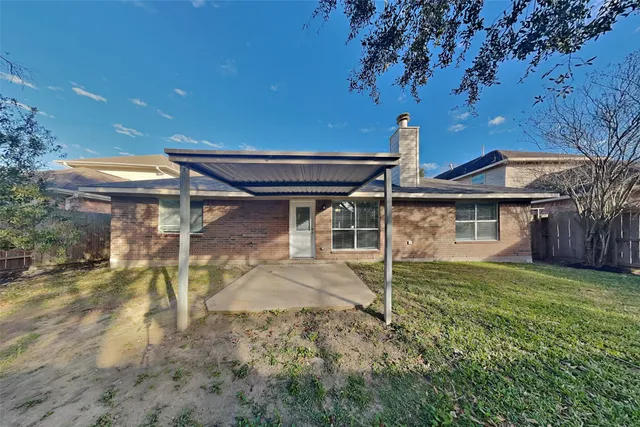 $2,350 | 3606 Chatwood Drive, Pearland, TX 77584