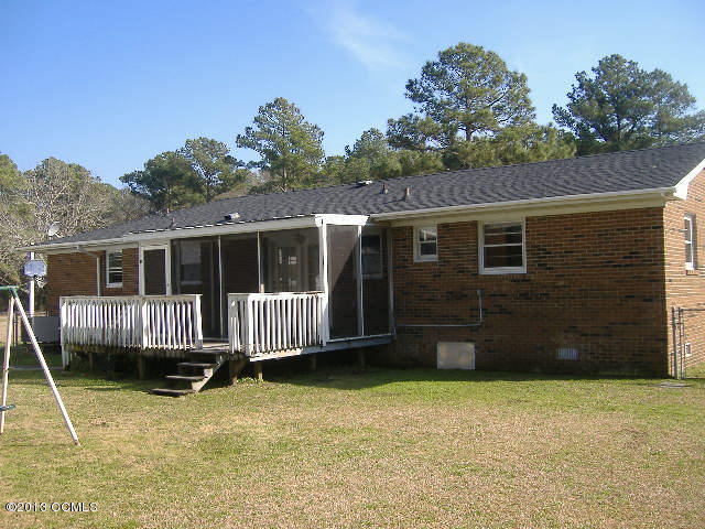 424 Austin Road Beaufort, NC 28516 - Photo 4 of 16 Rear