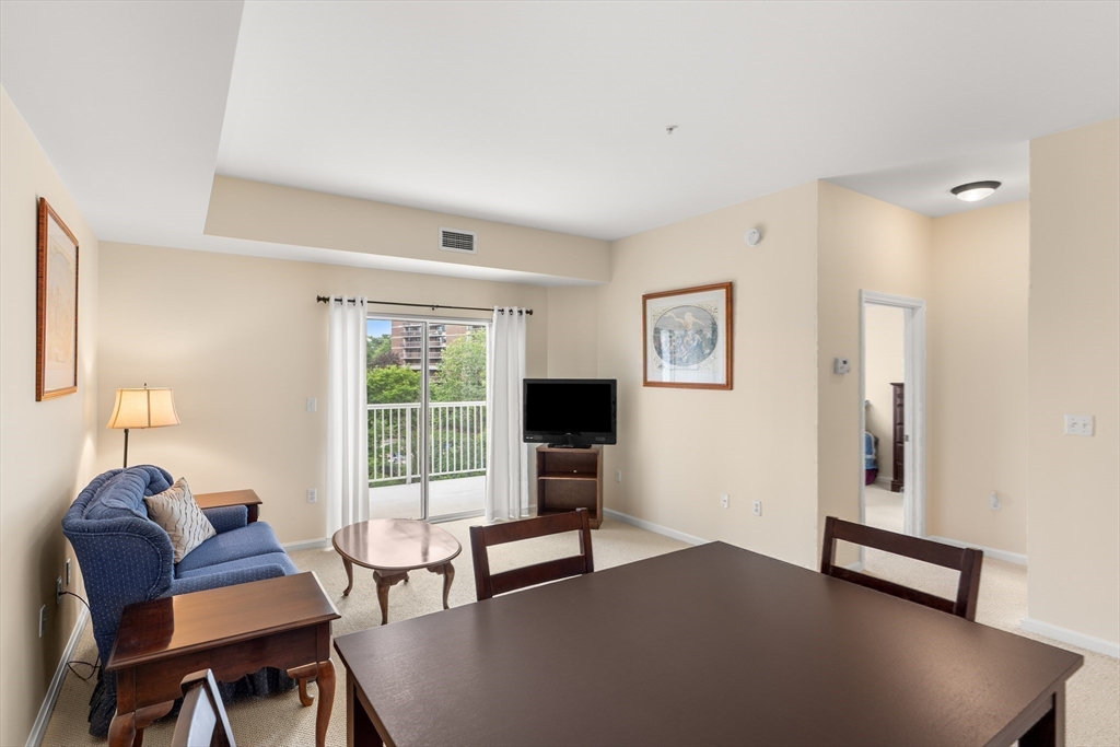 38 Village Road, Unit 614 Middleton, MA 01949 - Photo 23 of 36 Gallery Image 23
