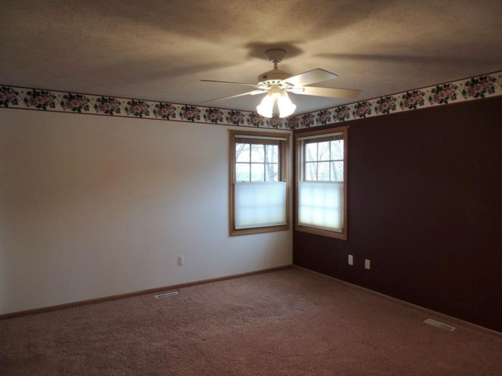7644 Golfview Court Jenison, MI 49428 - Photo 26 of 45 Master bedroom