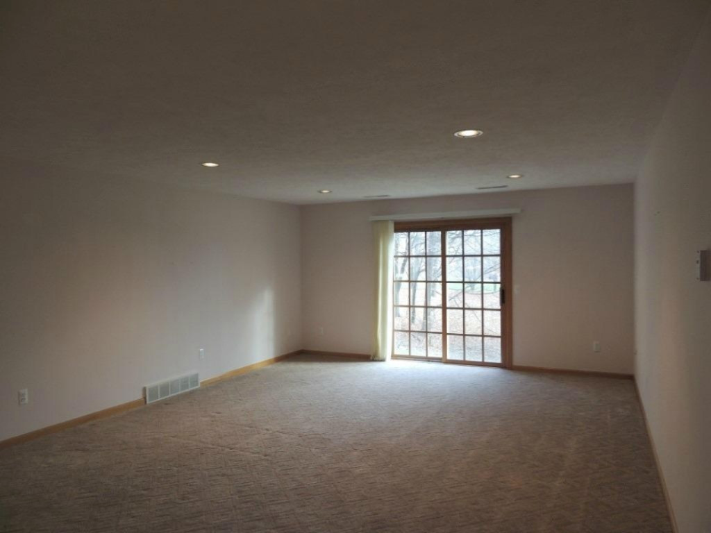 7644 Golfview Court Jenison, MI 49428 - Photo 32 of 45 Family room lower level