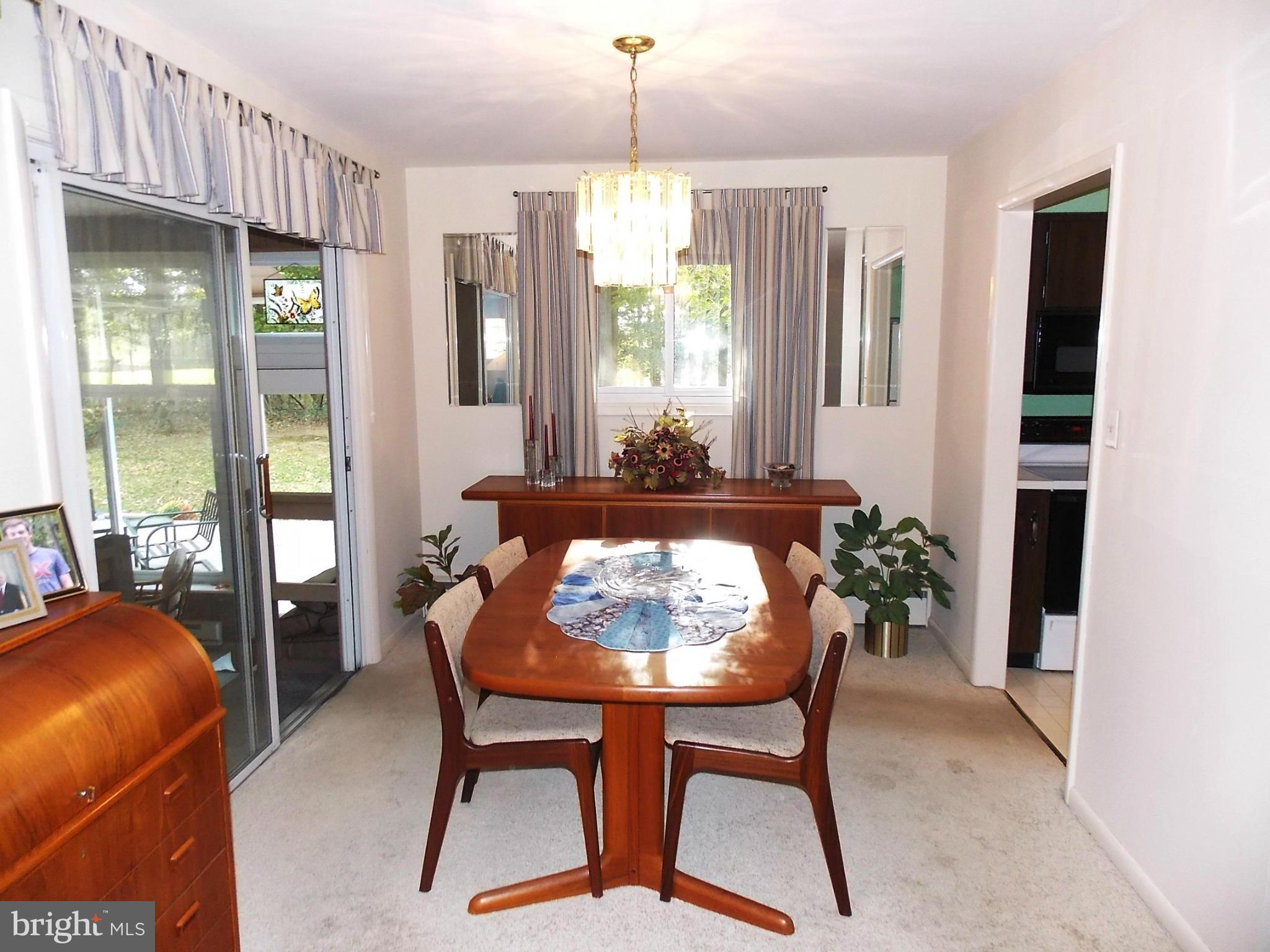 916 Greenfield Road Joppa, MD 21085 - Photo 17 of 30 Dining Room
