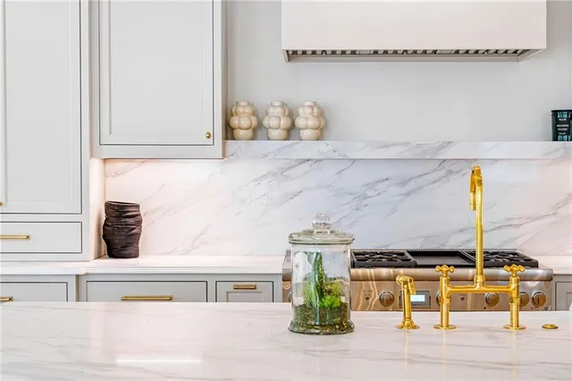 a close view of sink and tap