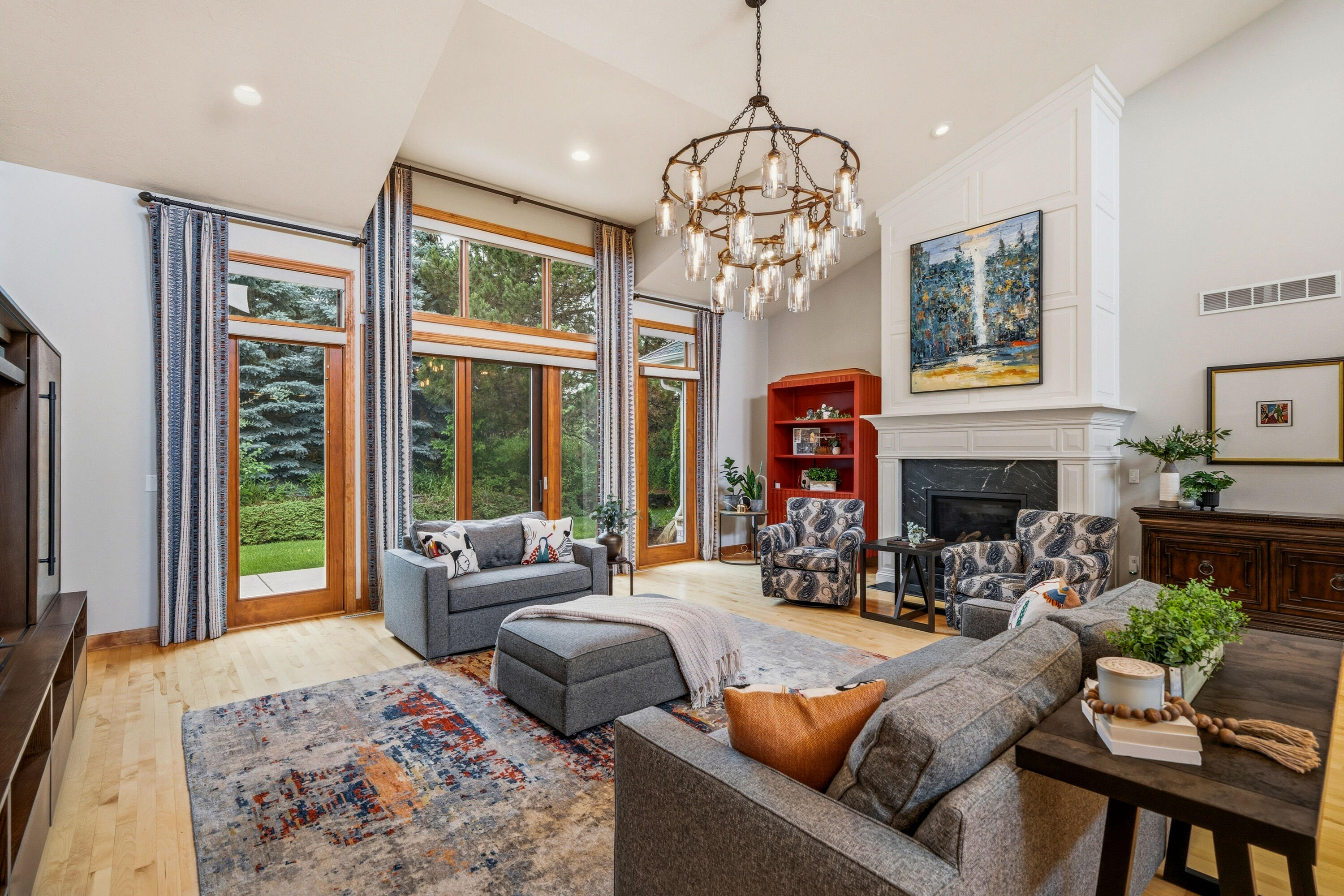 765 Bay Court, Unit B Brookfield, WI 53005 - Photo 5 of 48 Great Room - Open Concept