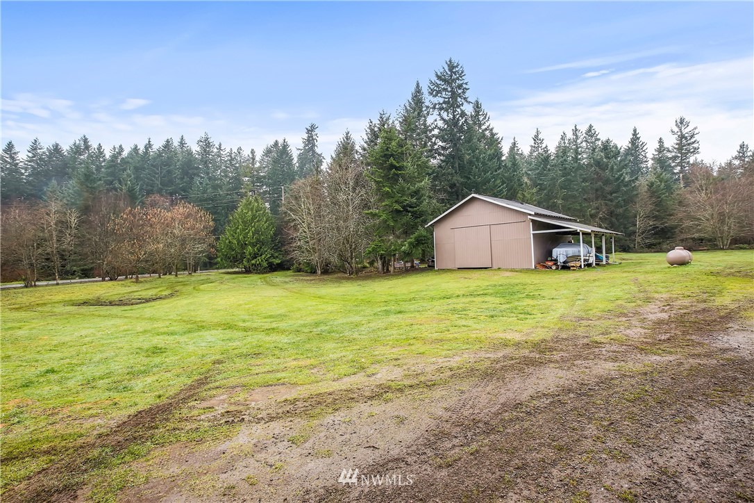 8017 Banner Road Southeast Port Orchard, WA 98367 - Photo 4 of 30 Gallery Image 4