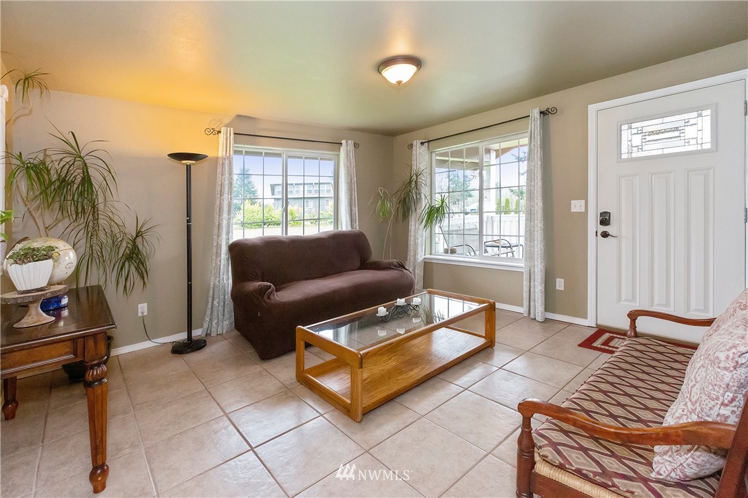 8017 Banner Road Southeast Port Orchard, WA 98367 - Photo 6 of 30 Gallery Image 6