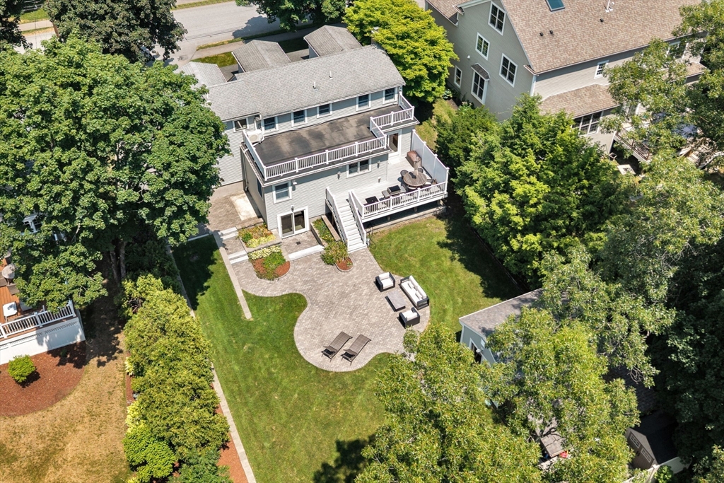 86 Grosvenor Road Needham, MA 02492 - Photo 33 of 35 Gallery Image 33
