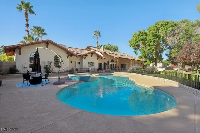 $5,400,000 | 6600 Via Provenza Avenue, Las Vegas, NV 89131
