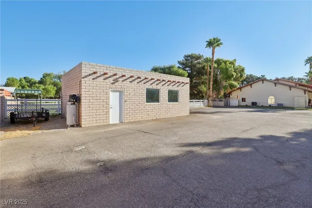 $5,400,000 | 6600 Via Provenza Avenue, Las Vegas, NV 89131