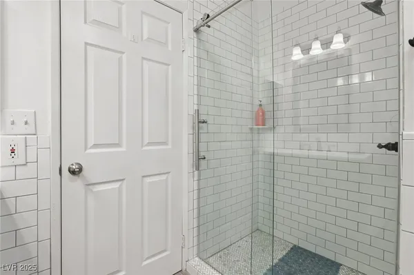 $4,900,000 | 6600 Via Provenza Avenue, Las Vegas, NV 89131