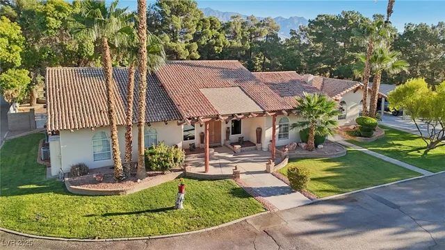 $5,400,000 | 6600 Via Provenza Avenue, Las Vegas, NV 89131