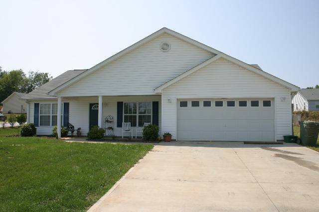 2001 Small Meadows Court Fountain Inn, SC 29644 - Photo 1 of 6 Gallery Image 1