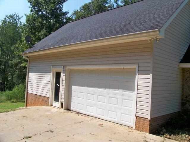 108 Grant Road Fair Play, SC 29643 - Photo 1 of 15 Gallery Image 1