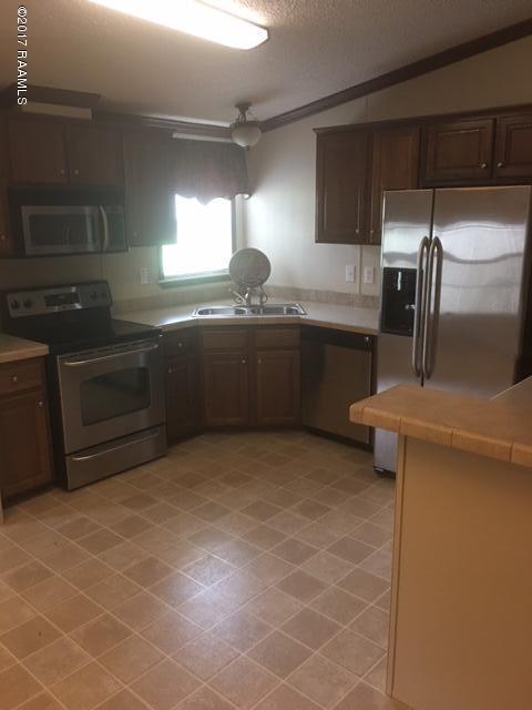125 Magnifique Road Breaux Bridge, LA 70517 - Photo 4 of 12 Gallery Image 4
