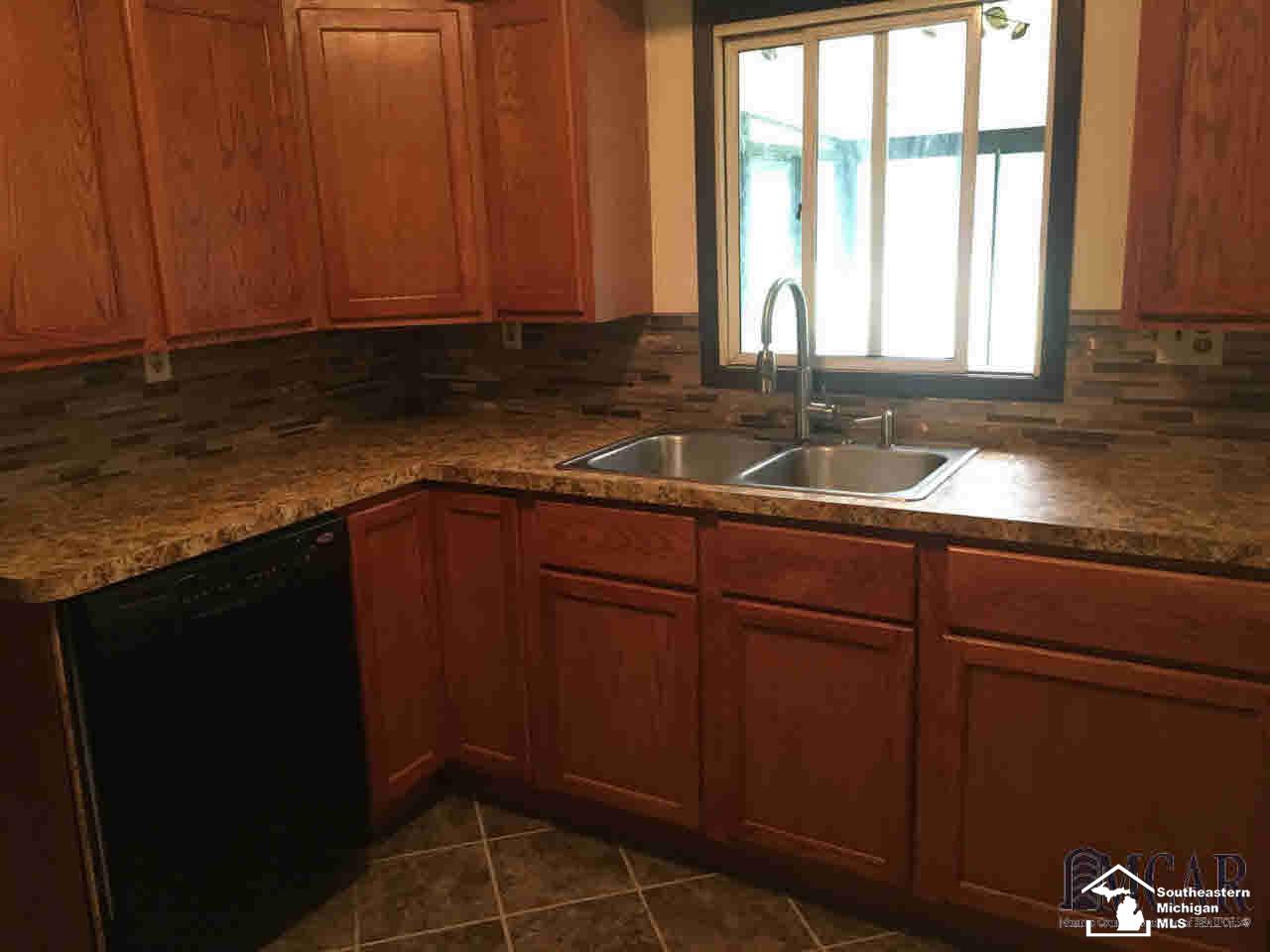 3767 Samaria Road Temperance, MI 48182 - Photo 11 of 30